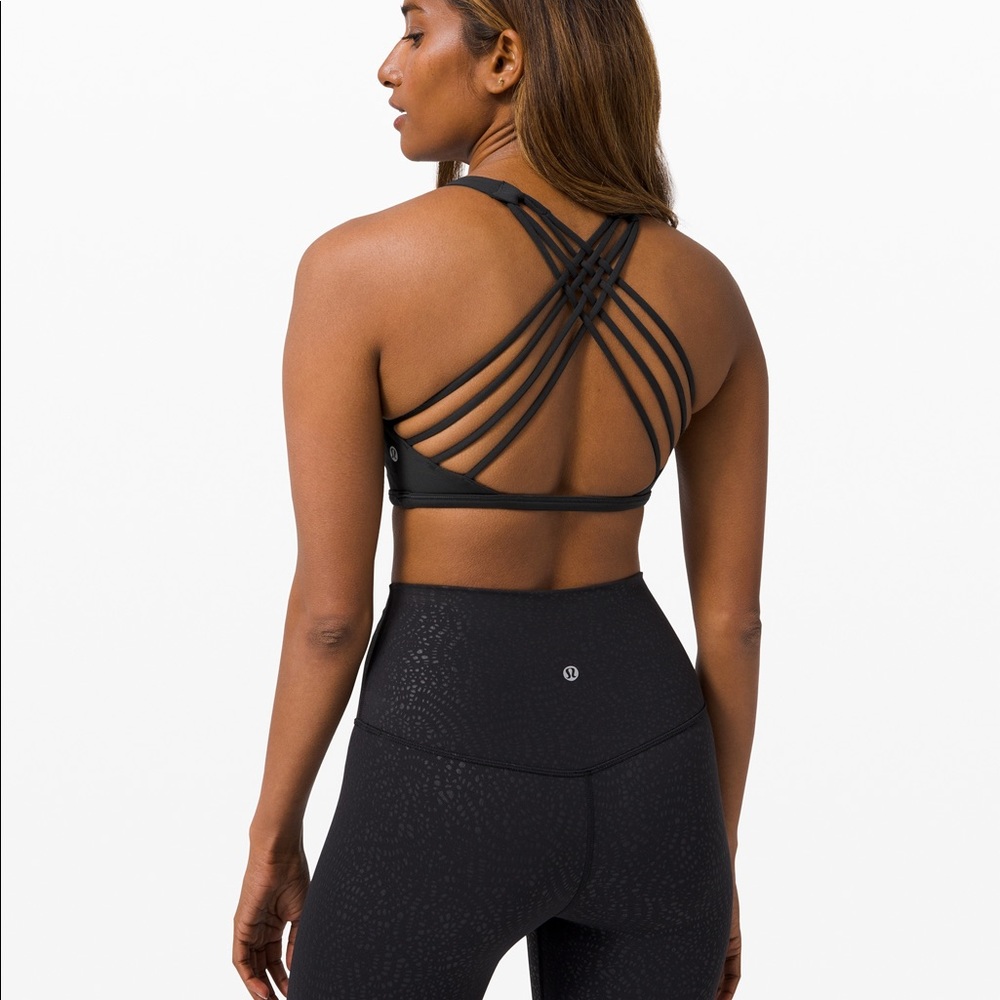 Lululemon free to be bra